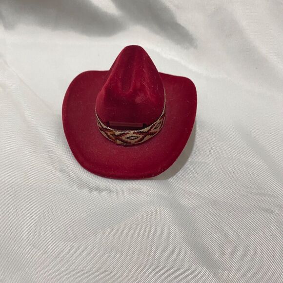 Vintage Cowboy Hat Earring Box with Small Half Inch Chunk of Pyrite Inside - Picture 7 of 11